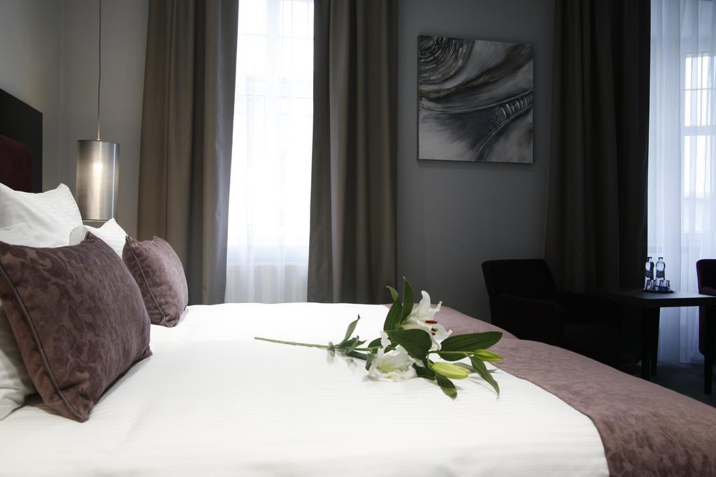 Hotel Chopin Bydgoszcz Szoba fotó