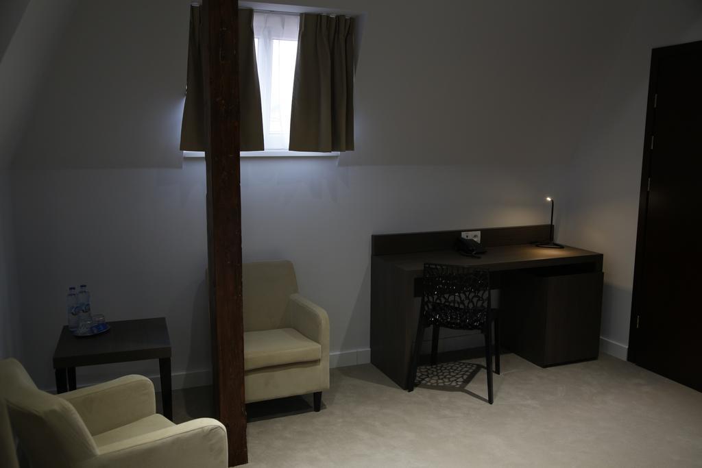 Hotel Chopin Bydgoszcz Szoba fotó