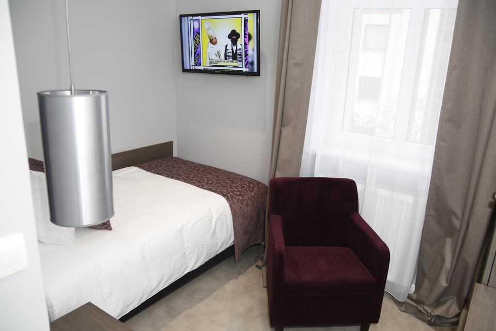 Hotel Chopin Bydgoszcz Szoba fotó